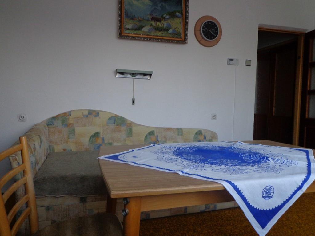 Vila Daniel Liptovsky Mikulas Bilik gambar